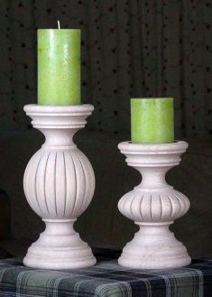 Kerzenstaender aus Holz BLAU